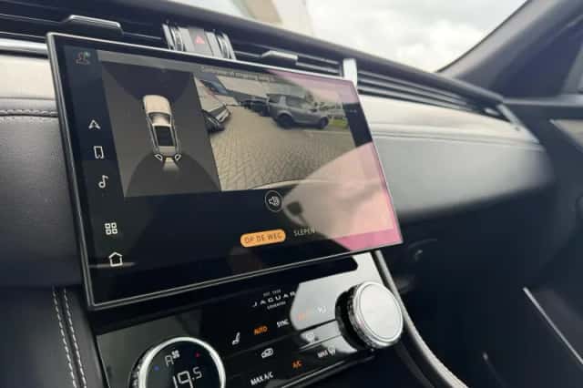 Jaguar F-Pace (2022) thumbnail 20