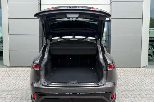 Jaguar F-Pace (2022) thumbnail 26