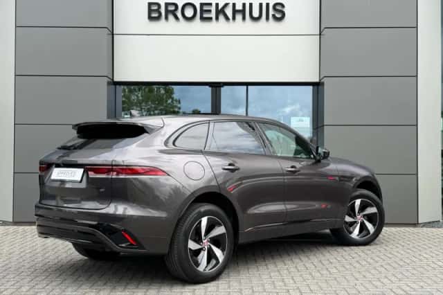 Jaguar F-Pace (2022) thumbnail 5