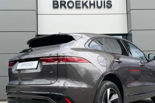 Jaguar F-Pace (2022) thumbnail 8