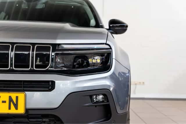 Jeep Avenger (2025) thumbnail 3