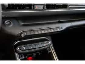 Jeep Avenger (2025) thumbnail 36