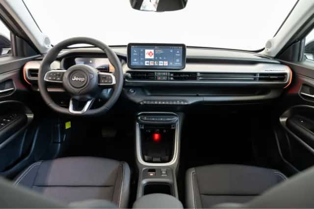 Jeep Avenger (2025) thumbnail 38