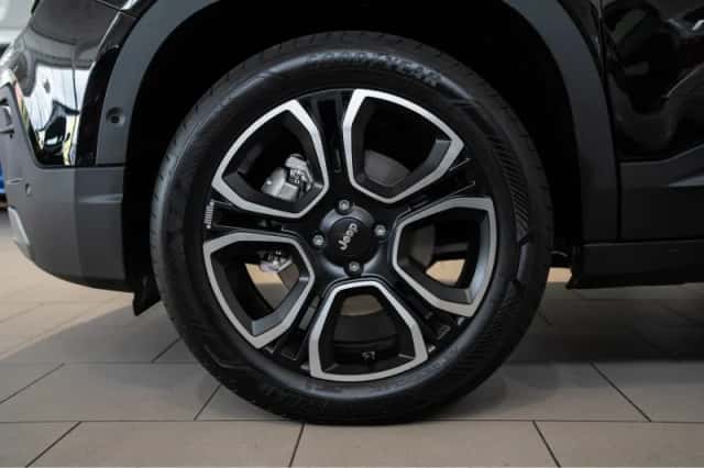 Jeep Avenger (2025) thumbnail 4