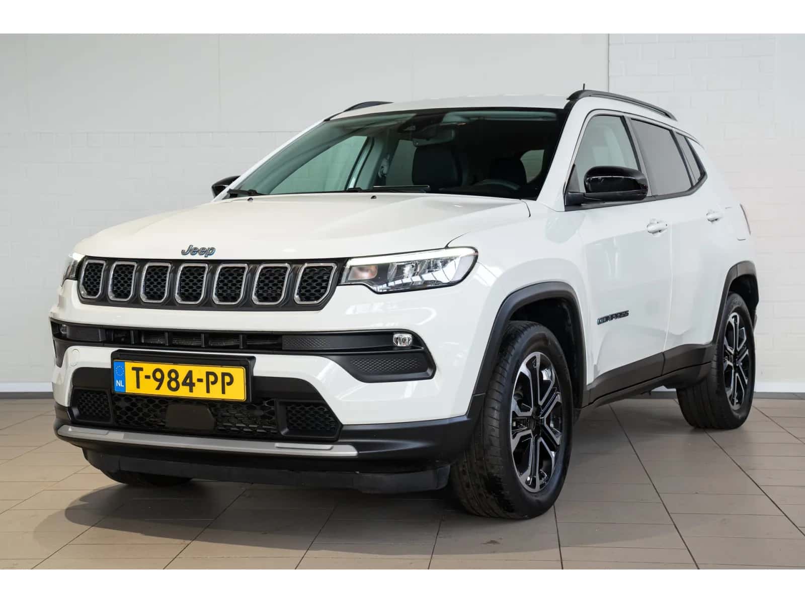 Jeep Compass (2023) — foto 1
