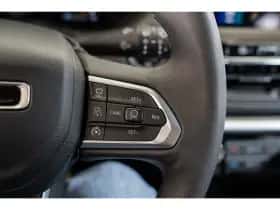 Jeep Compass (2023) thumbnail 21