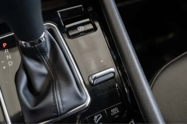 Jeep Compass (2023) thumbnail 25