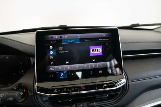 Jeep Compass (2023) thumbnail 30