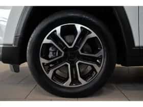 Jeep Compass (2023) thumbnail 4
