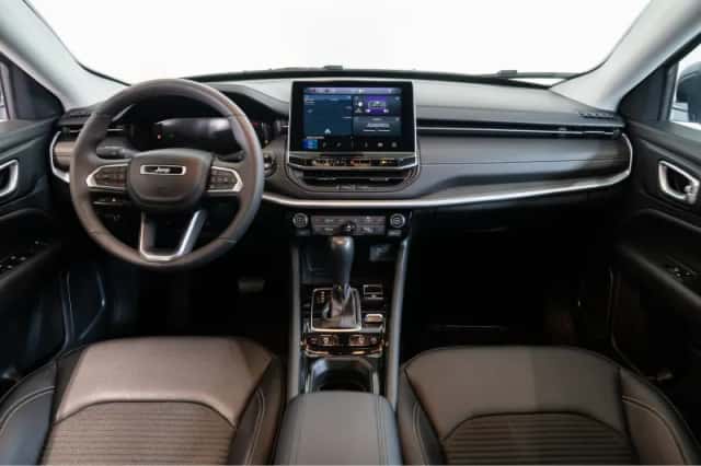 Jeep Compass (2023) thumbnail 36
