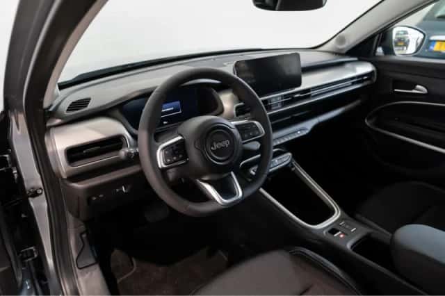 Jeep Avenger (2025) thumbnail 15