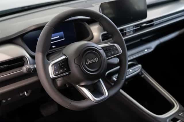 Jeep Avenger (2025) thumbnail 16
