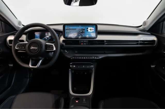 Jeep Avenger (2025) thumbnail 32