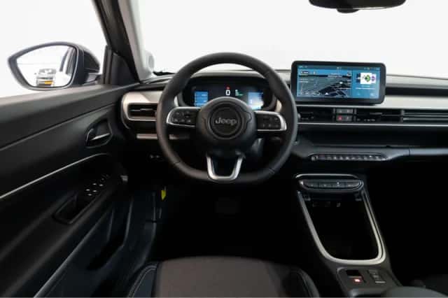 Jeep Avenger (2025) thumbnail 34