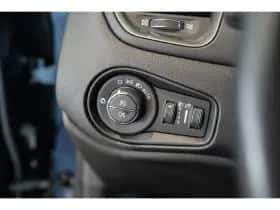 Jeep Renegade (2020) thumbnail 18