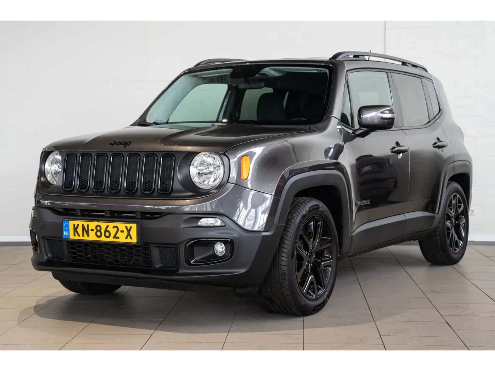 Jeep Renegade (2016) — foto 1