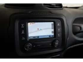 Jeep Renegade (2016) thumbnail 31