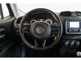Jeep Renegade (2016) thumbnail 34