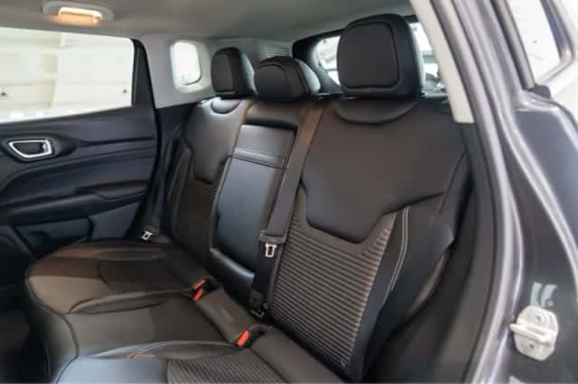 Jeep Compass (2023) thumbnail 12