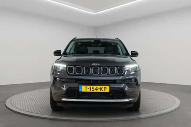 Jeep Compass (2023) thumbnail 3