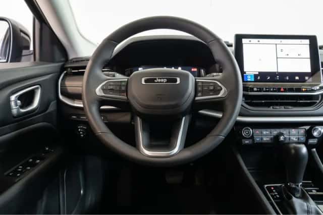 Jeep Compass (2023) thumbnail 39