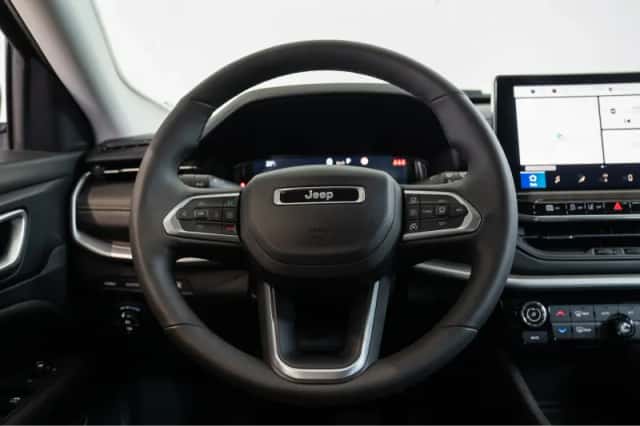 Jeep Compass (2023) thumbnail 40