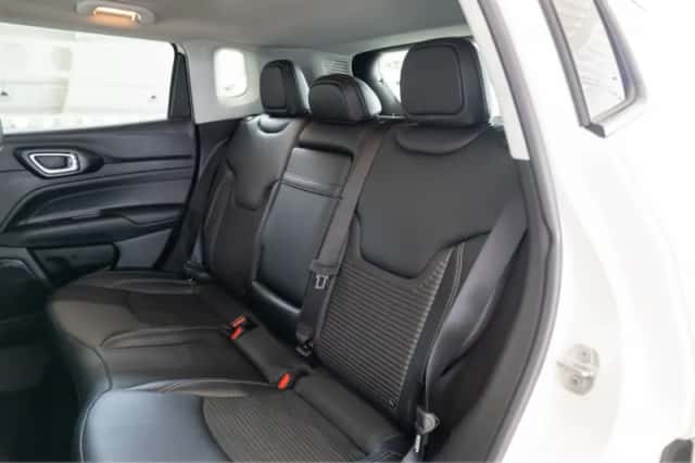 Jeep Compass (2023) thumbnail 11