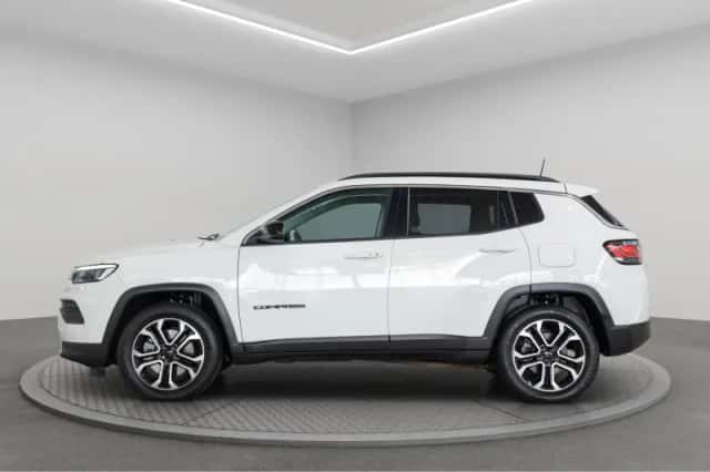 Jeep Compass (2023) thumbnail 4