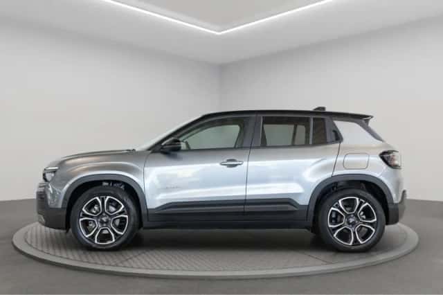 Jeep Avenger (2024) thumbnail 5