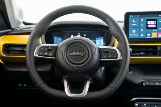 Jeep Avenger (2024) thumbnail 42