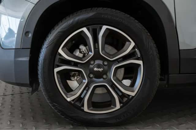 Jeep Avenger (2024) thumbnail 8