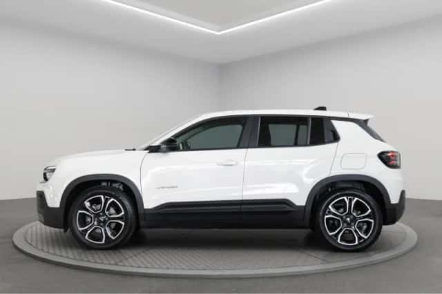 Jeep Avenger (2024) thumbnail 4