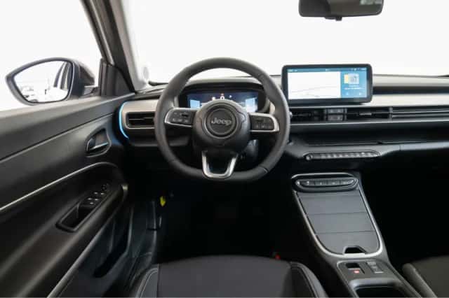 Jeep Avenger (2024) thumbnail 38