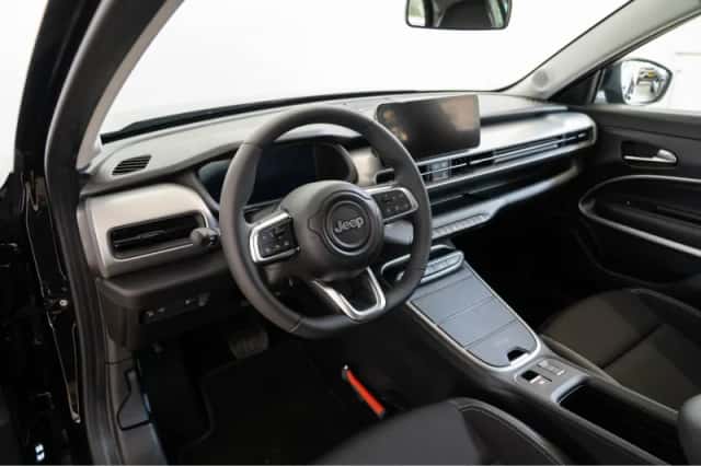 Jeep Avenger (2024) thumbnail 15