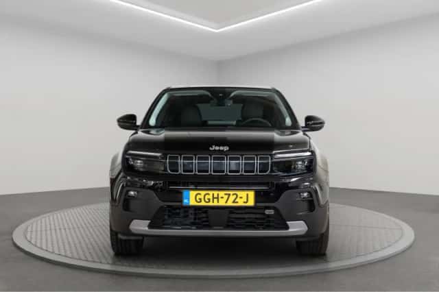Jeep Avenger (2024) thumbnail 3