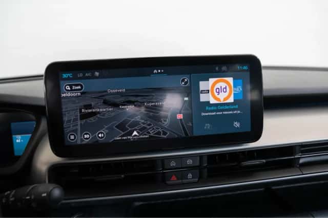 Jeep Avenger (2024) thumbnail 28