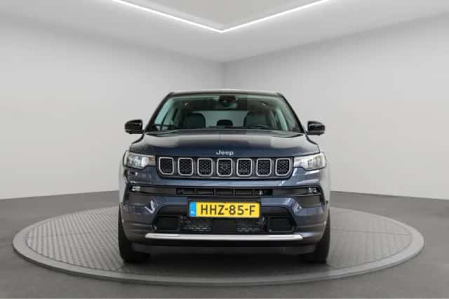 Jeep Compass (2025) thumbnail 3