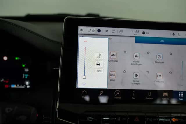 Jeep Compass (2025) thumbnail 34