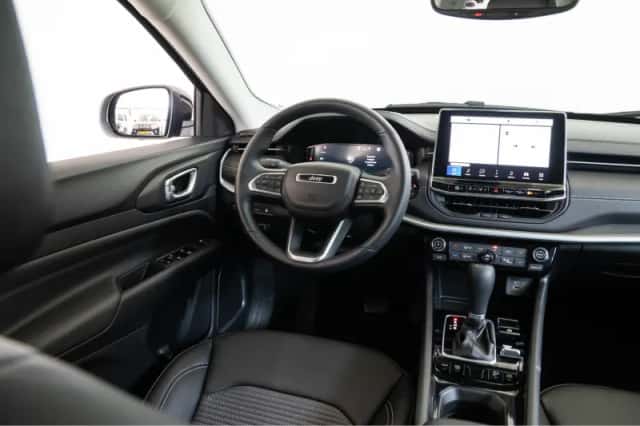 Jeep Compass (2025) thumbnail 38