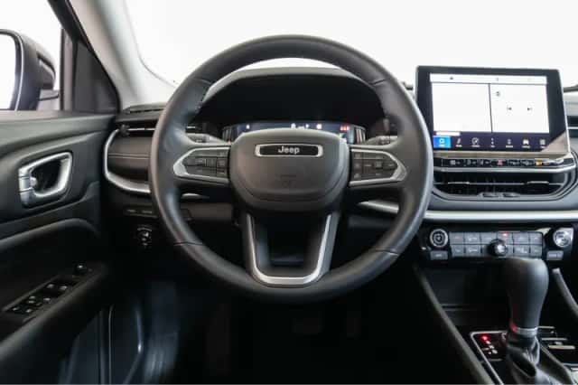 Jeep Compass (2025) thumbnail 39
