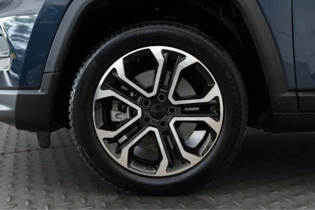 Jeep Compass (2025) thumbnail 7
