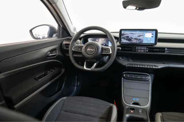 Jeep Avenger (2024) thumbnail 35