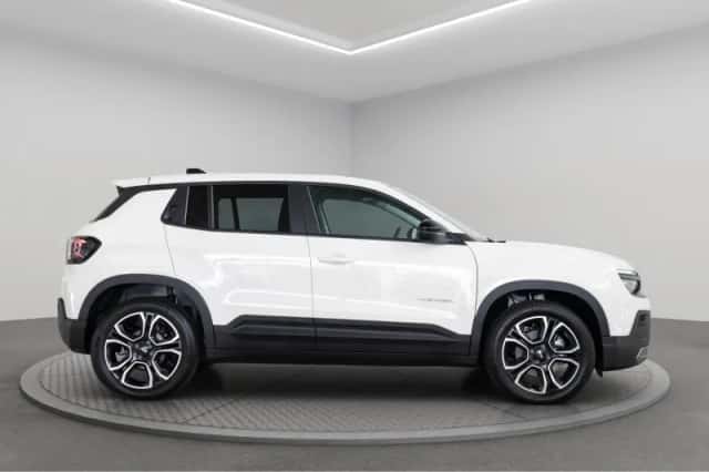 Jeep Avenger (2024) thumbnail 6
