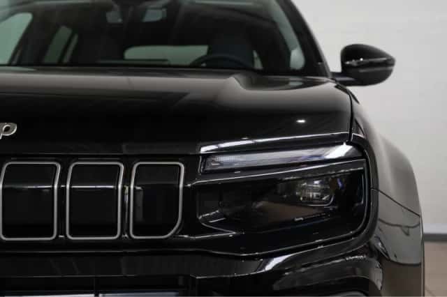 Jeep Avenger (2025) thumbnail 2
