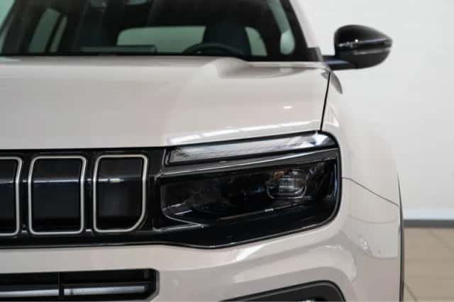 Jeep Avenger (2025) thumbnail 3