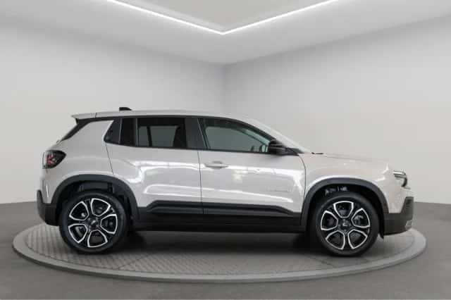 Jeep Avenger (2025) thumbnail 6