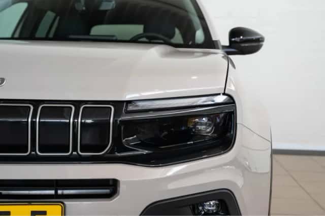 Jeep Avenger (2025) thumbnail 4