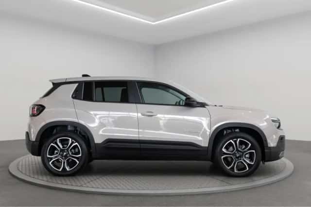 Jeep Avenger (2025) thumbnail 6