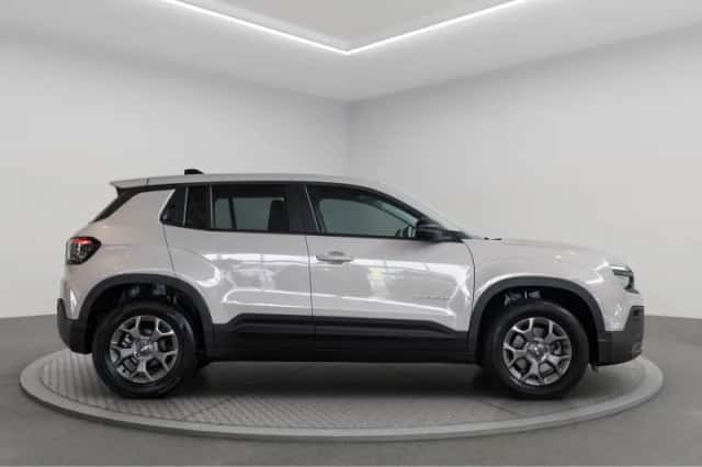Jeep Avenger (2025) thumbnail 5