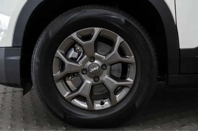 Jeep Avenger (2023) thumbnail 6